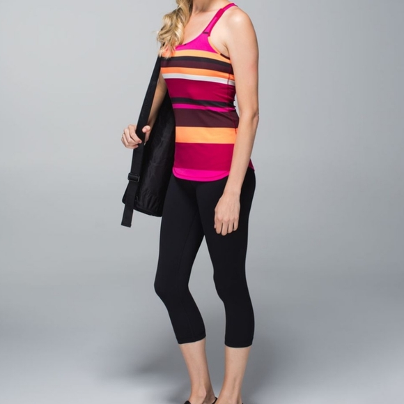 Lululemon Refresh Racer Tank - Picture 2 of 12
